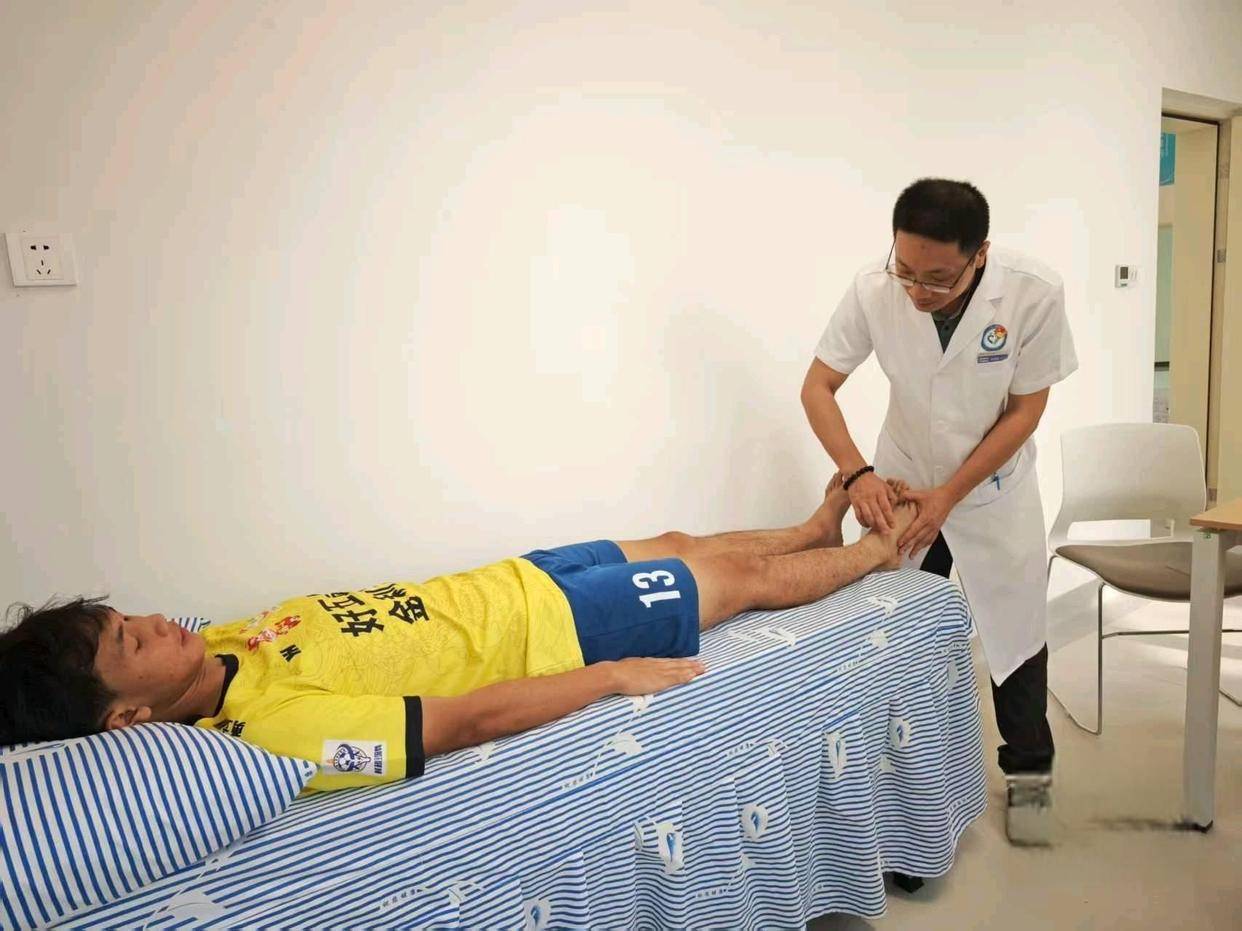 德甲伤病魔咒：不来梅保级命悬一线，多特蒙德争四遭遇断腿？